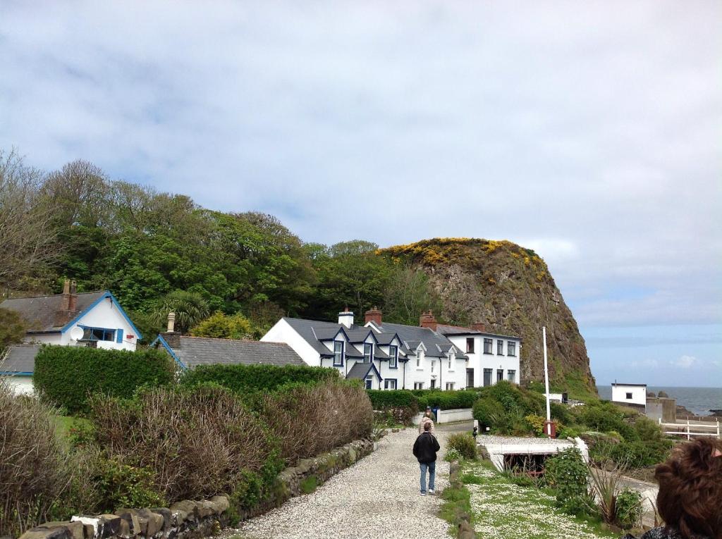 Garron View Bed & Breakfast Cushendall Bagian luar foto